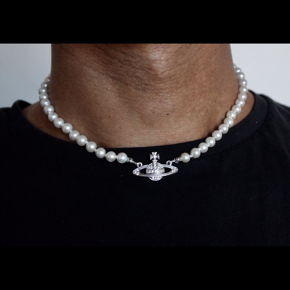 Vivienne Westwood planet orb pearl necklace silver